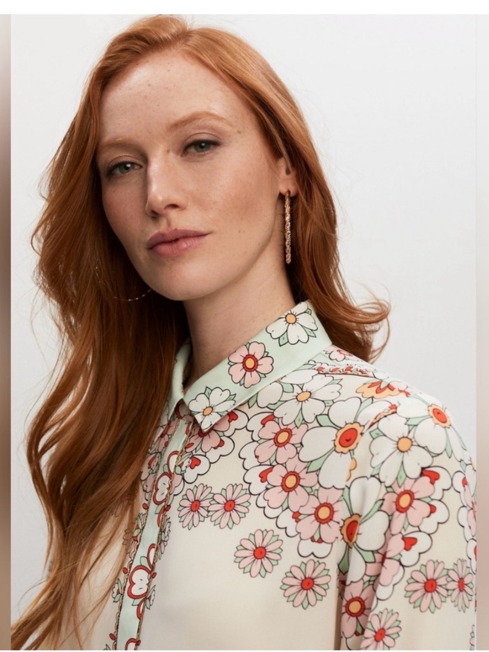 Women’s Floral Button-Down Shirt in Cream and Mint